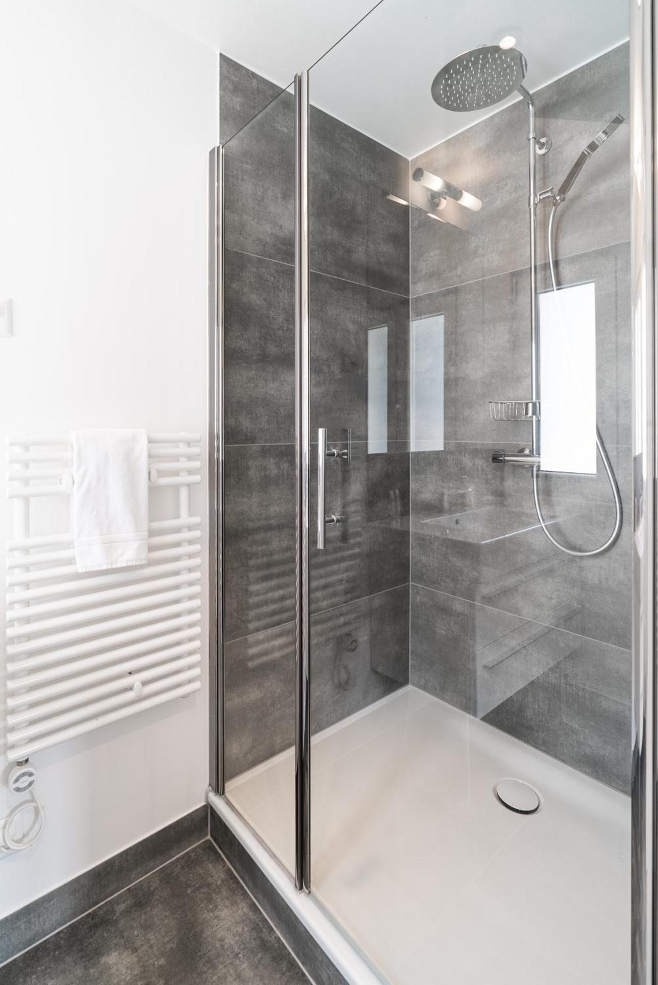 Haus Kirchplatz 4 By Zermatt Premium Apartments Bagian luar foto